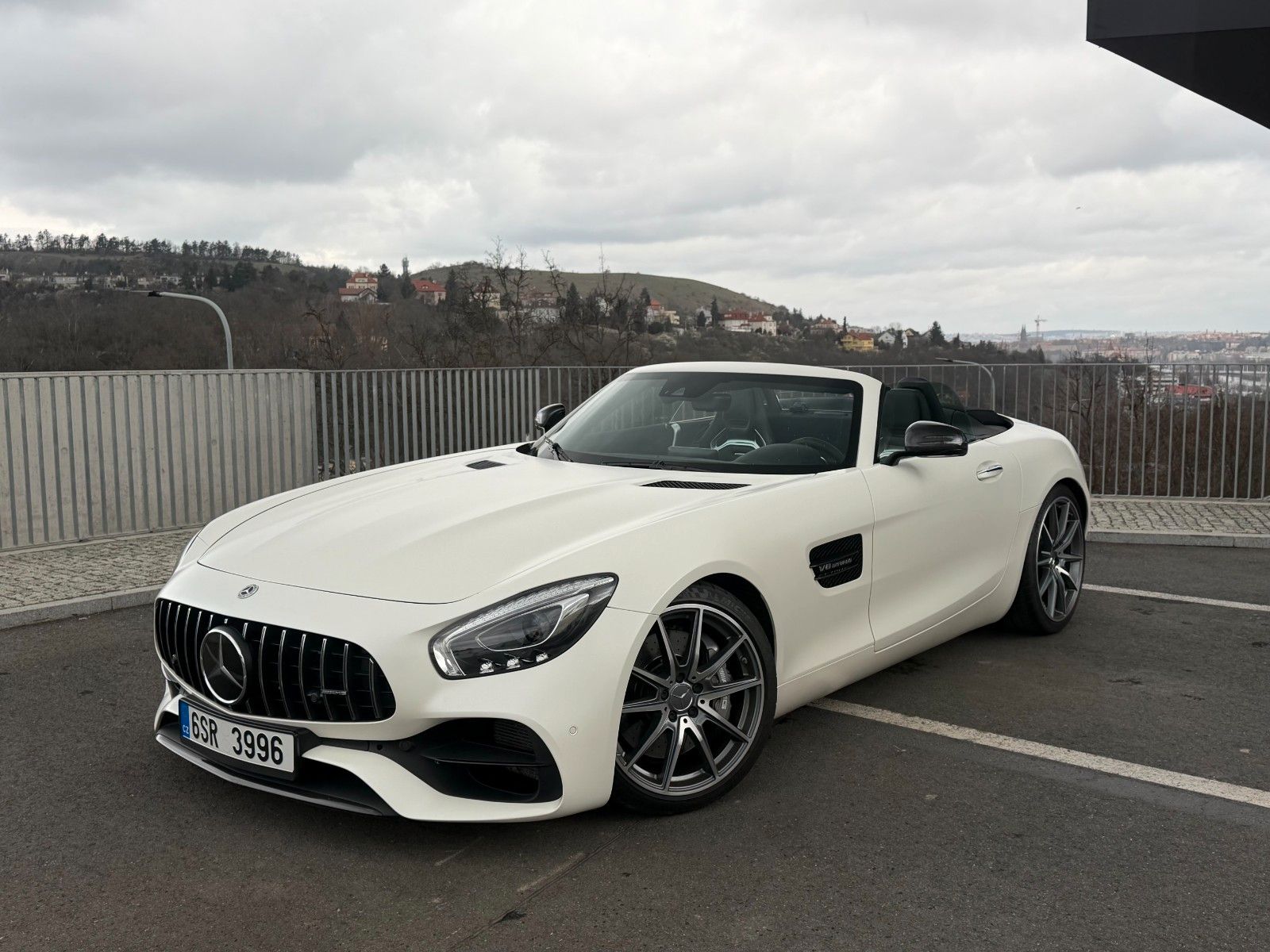MERCEDES-BENZ AMG GT 4.0 V8 DCT Roadster -