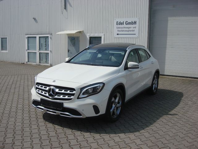 MERCEDES-BENZ GLA 180 Urban 7G-DCT*KAM*LED*LEDER*PANO*SHZ*