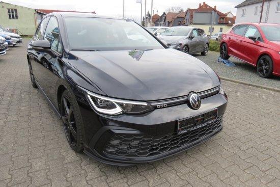 Volkswagen Golf VIII 2.0 TDI GTD Black Style, AHK,Pano,Carp