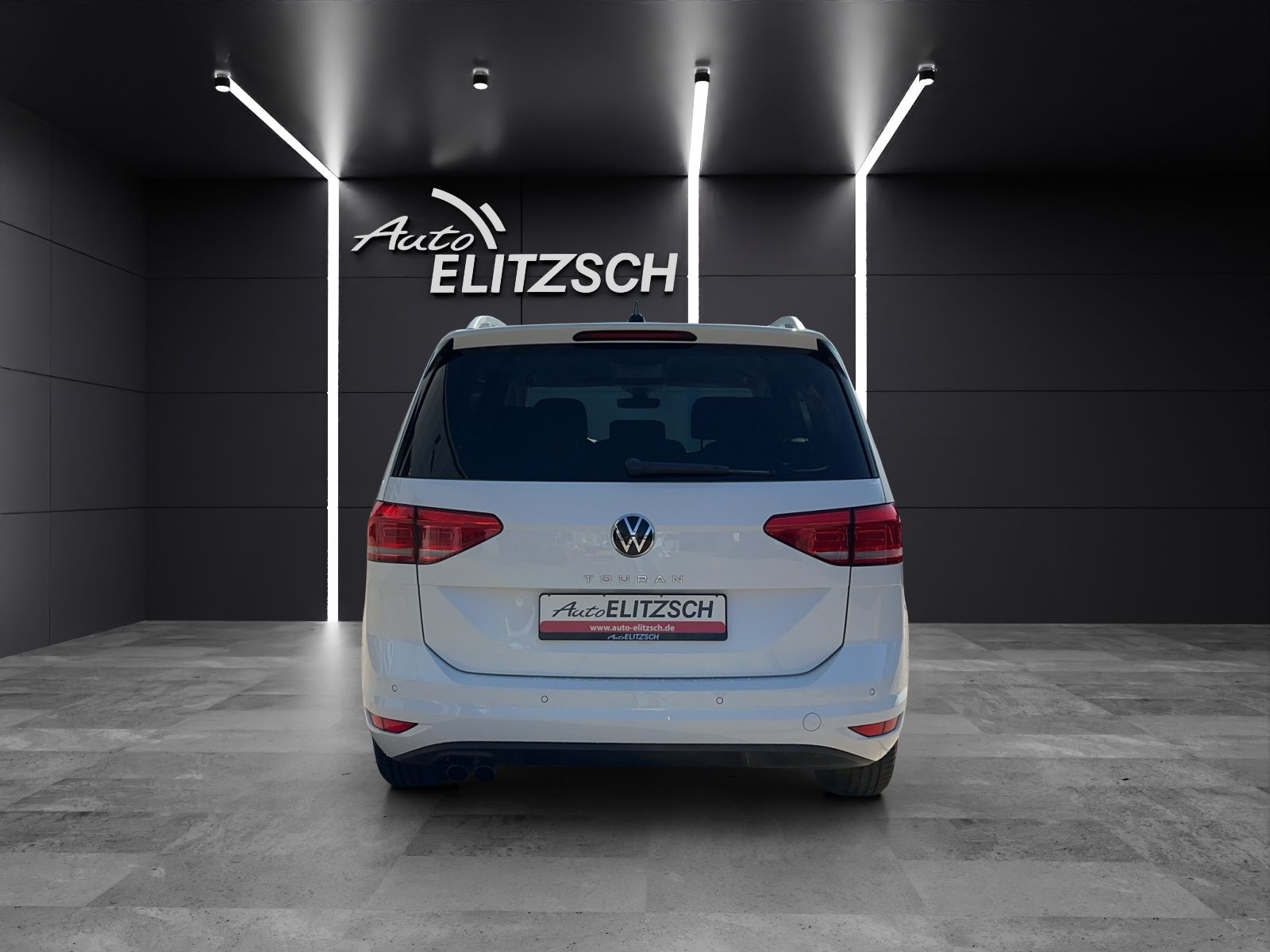Fahrzeugabbildung Volkswagen Touran Move TDI DSG 7-Sitzer Matrix ACC 17" SHZ
