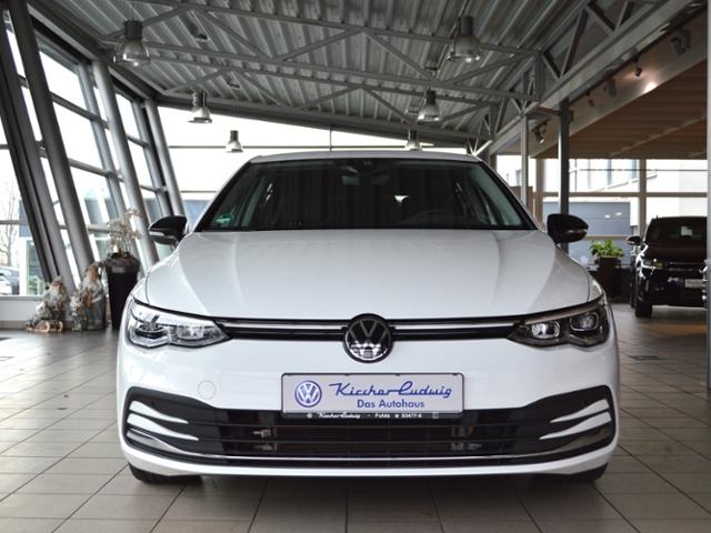 Volkswagen Golf VIII  2.0 TDI Move AHK LED ALU