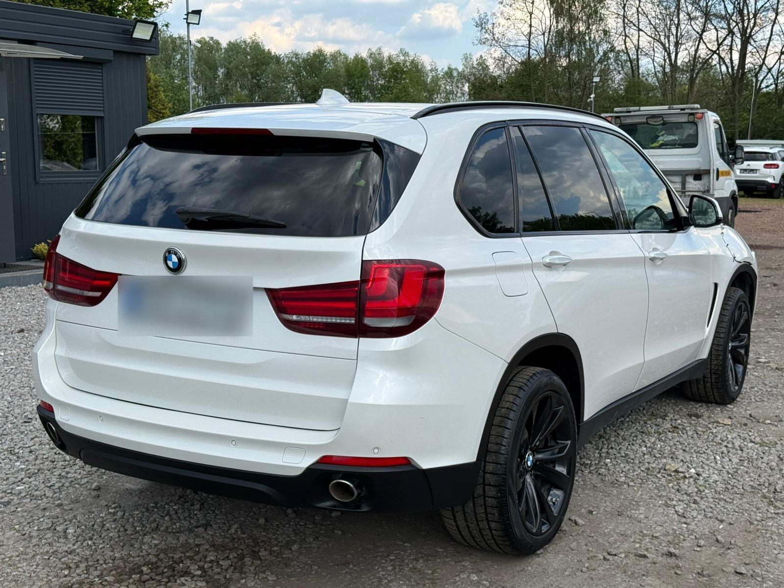 BMW X5 xDrive 25d Leder Sitzheizung Automatik EU-Car