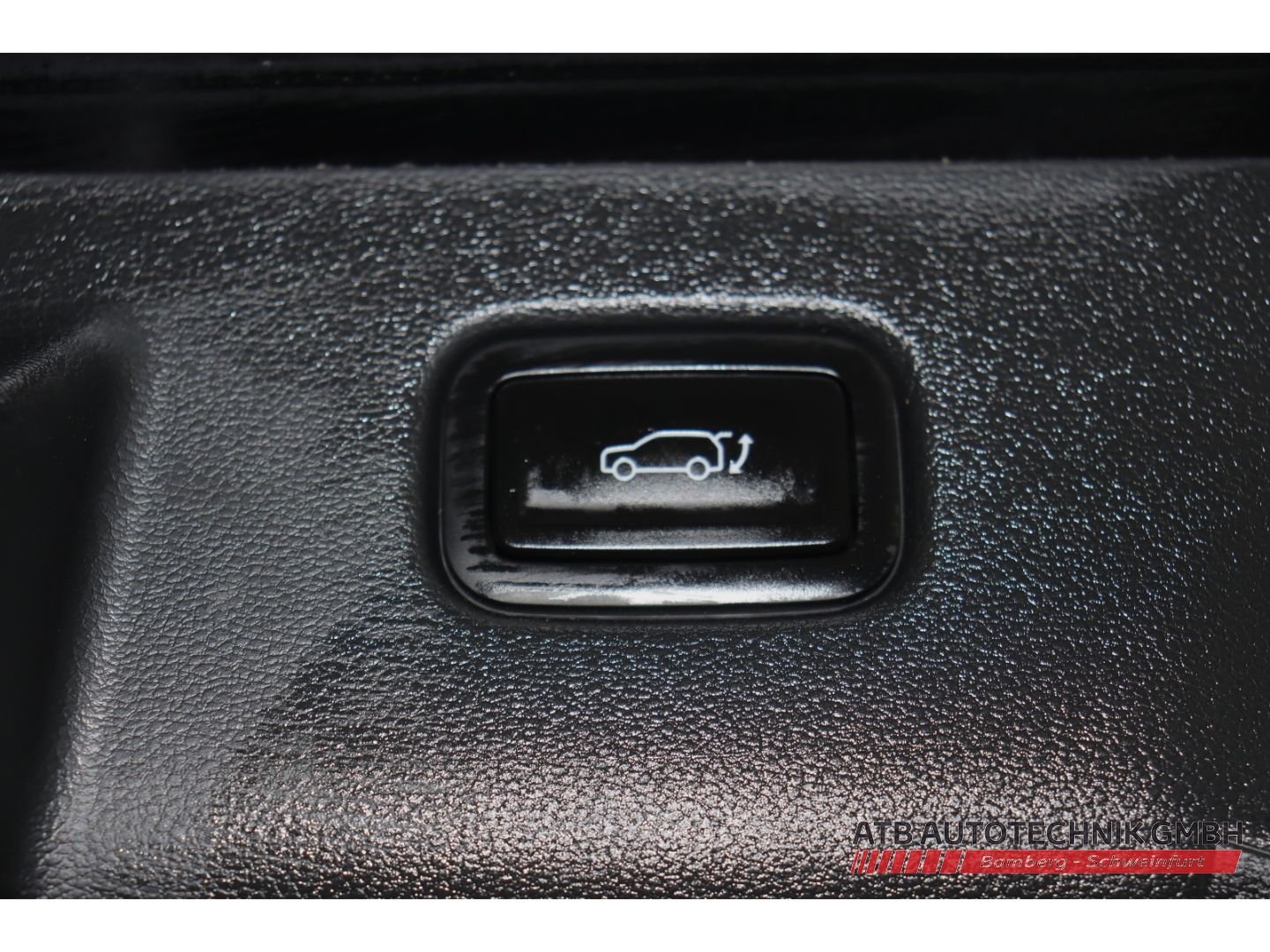 Fahrzeugabbildung Hyundai KONA Elektro Prime 65,4 kWh 2WD SOH 98,9% HUD Na