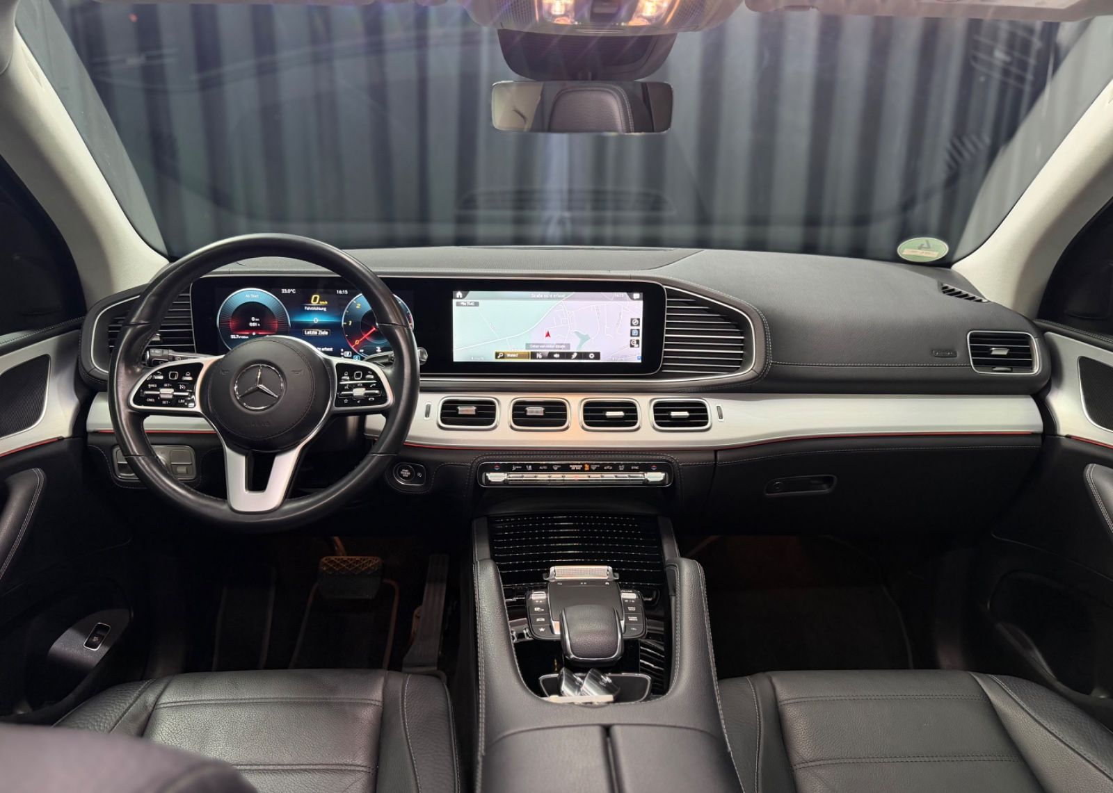 Fahrzeugabbildung Mercedes-Benz GLE 350 d 4Matic |AMG-LINE|AHK|PANO