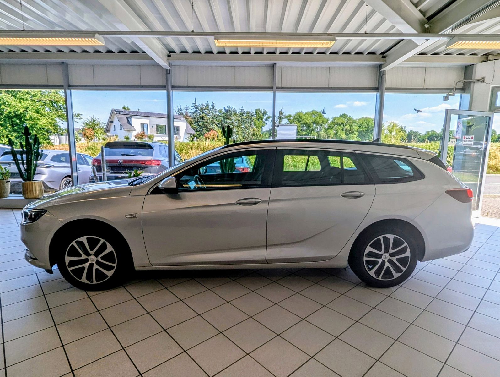 OPEL Insignia 1.6 CDTI Edition Navi-Pro SHZ Tempomat - Image 4