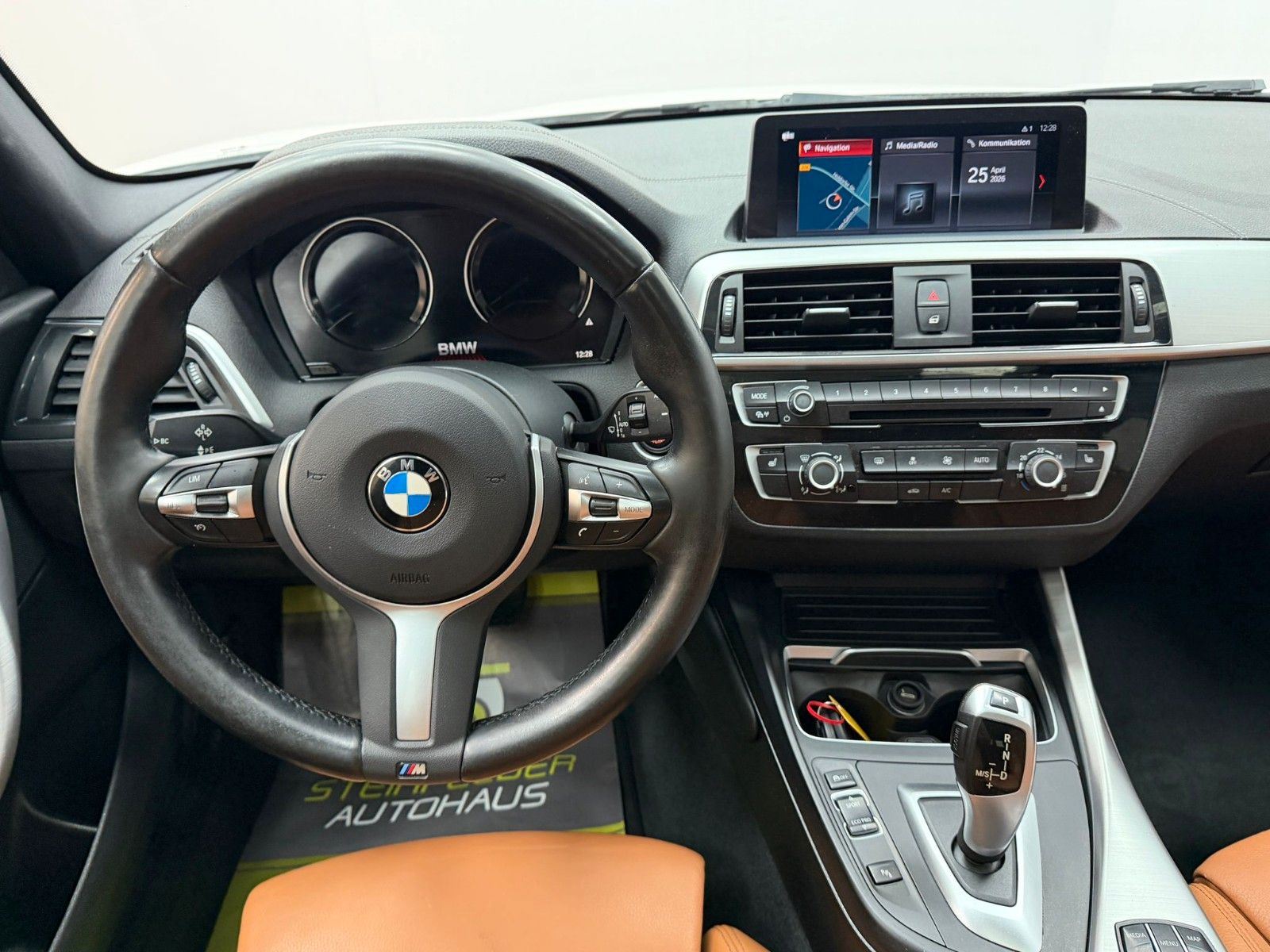 BMW 120 i /M SPORT / NAVI / SHZ / SCHIEBEDACH foto 11