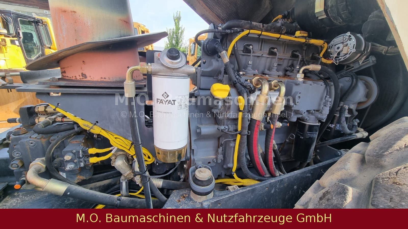 Fahrzeugabbildung BOMAG BW 213 DH-4  / Walzenzug / Klima
