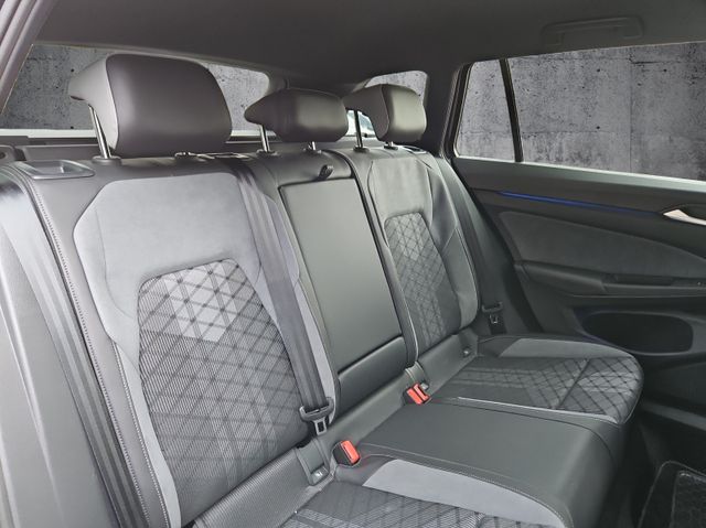 Golf Variant R-Line 1.5 eTSI OPF DSG RFK AHK