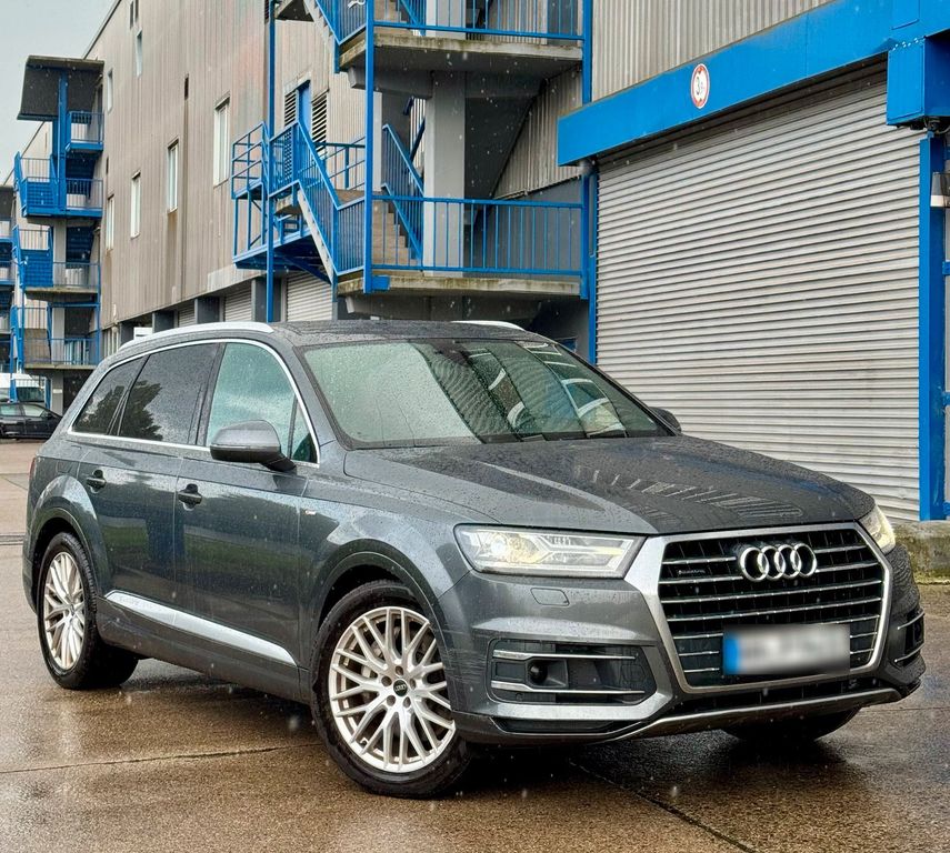 Image of Audi Q7