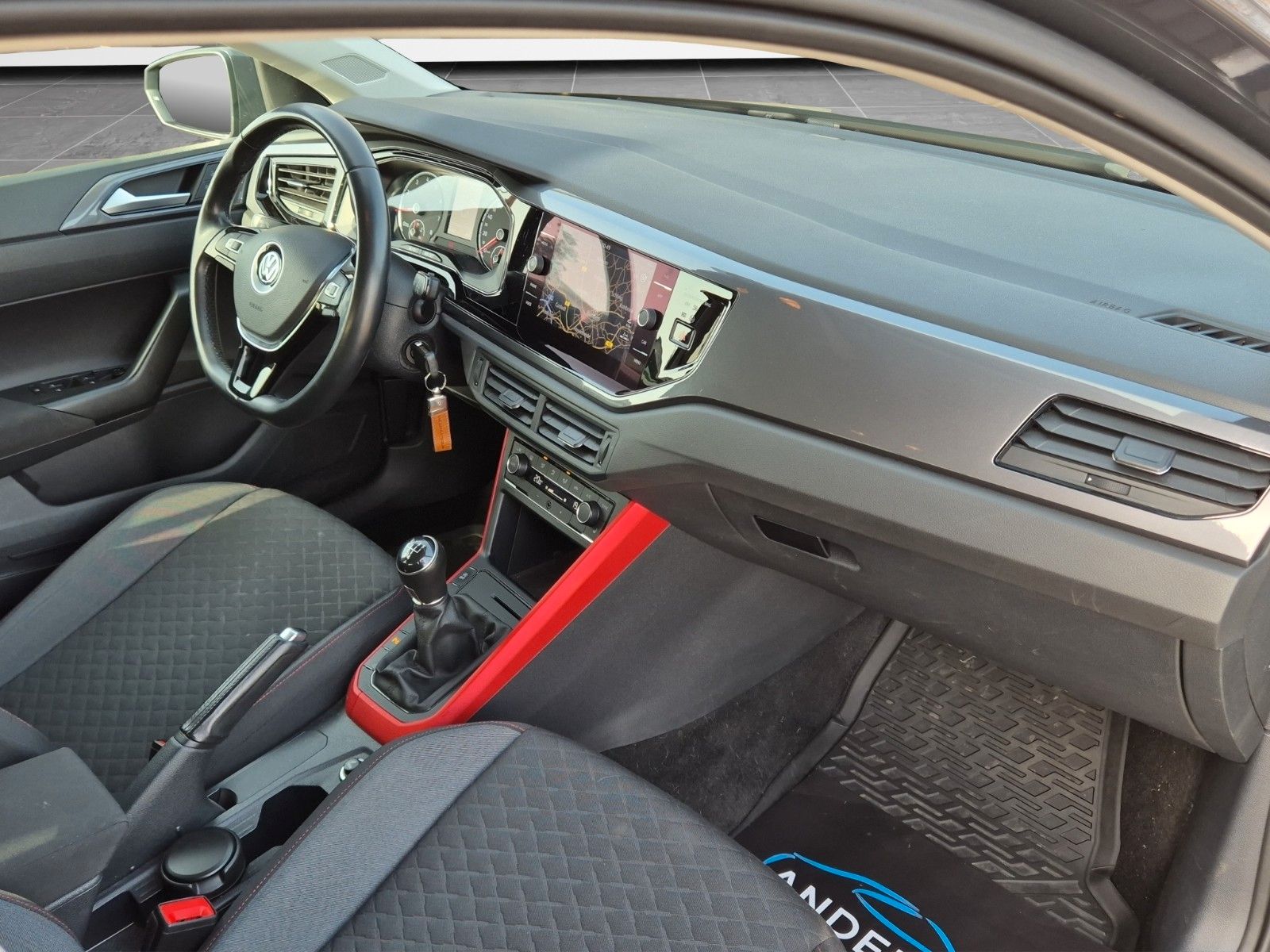 Fahrzeugabbildung Volkswagen POLO JOIN ACC NAVI KLIMAAUT TEL SHZ KAM ALLWETT