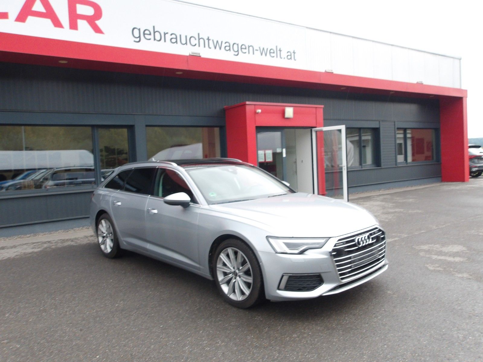 Audi A6 Avant 40 TDI quattro design EXP € 19990.-- imagem 3
