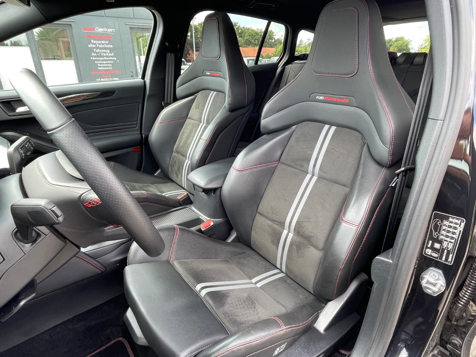 Ford Focus Turnier 2.3 EcoBoost ST X 1HD MwSt.  B&O