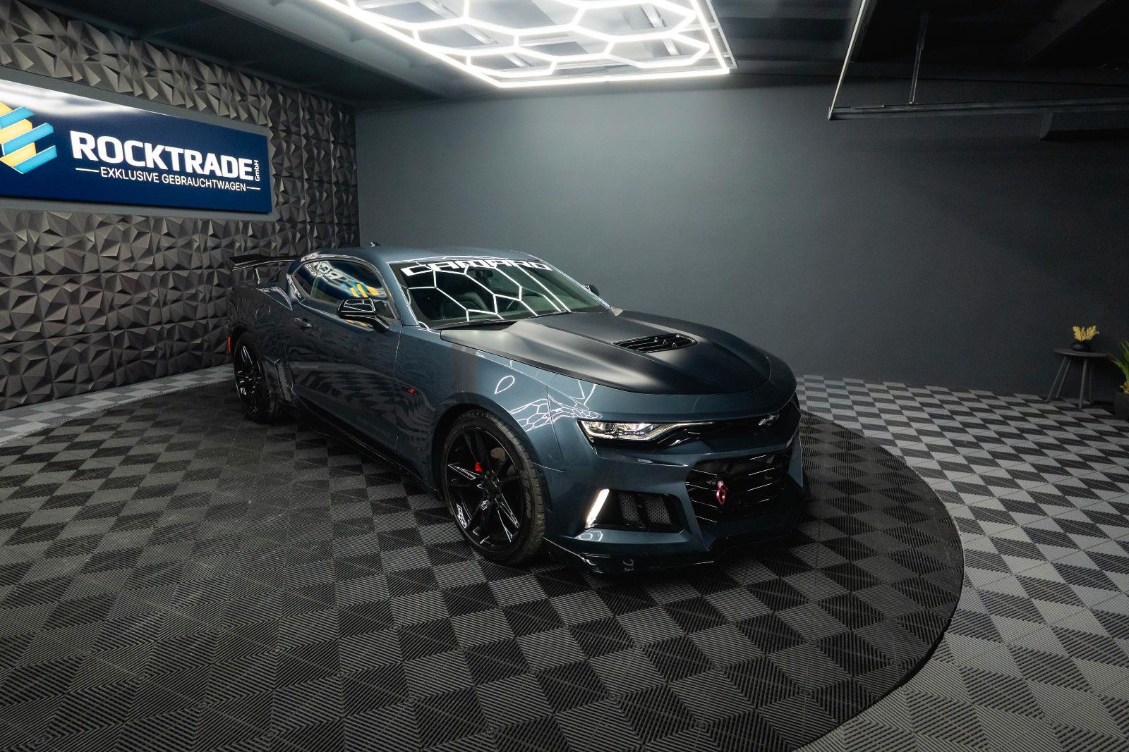 Fahrzeugabbildung Chevrolet Camaro 2.0 Turbo Coupe ZL1 Package *CarPlay*LED*