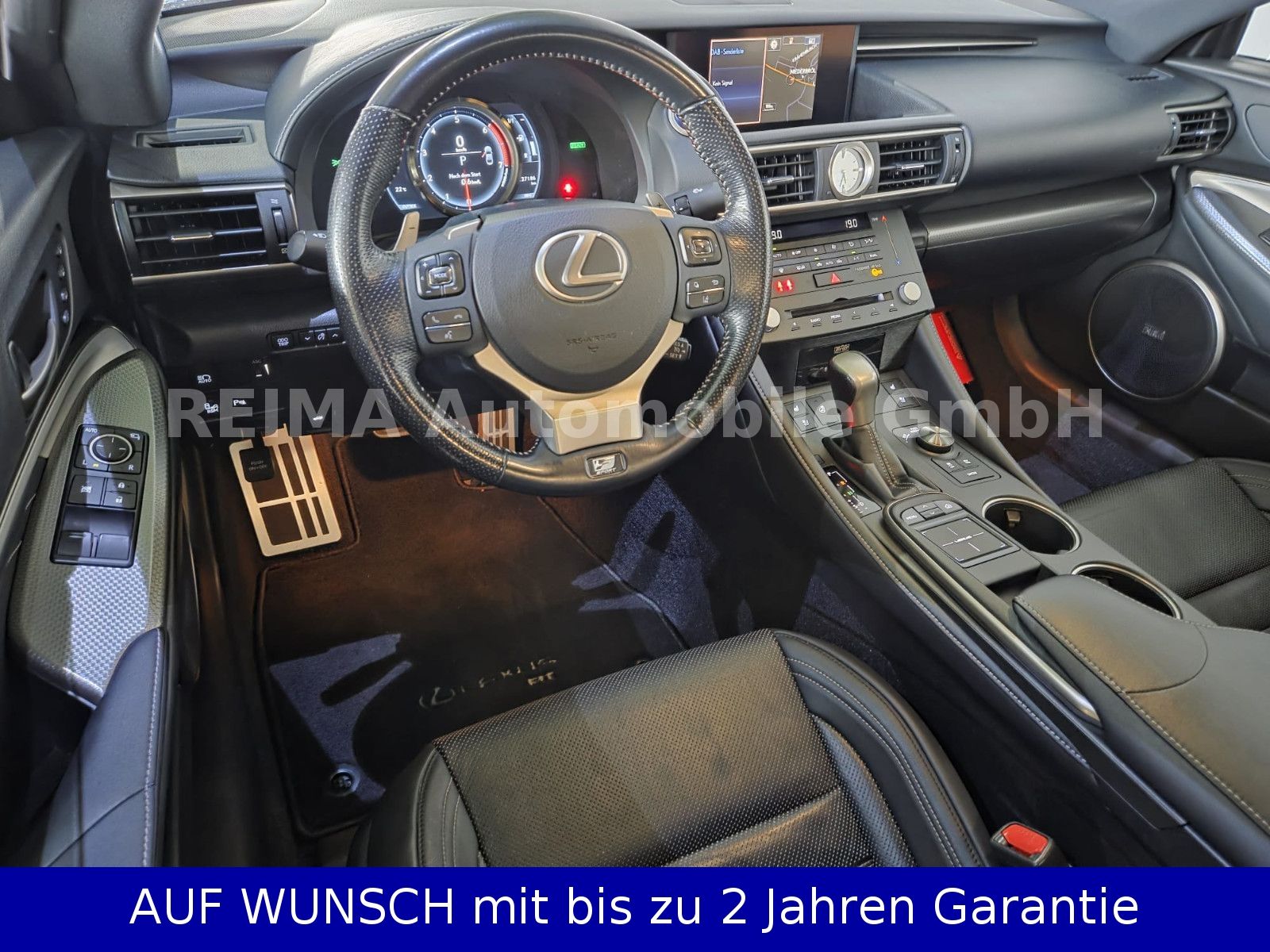 Fahrzeugabbildung Lexus RC 300h Coupé Automatik F SPORT, Leder
