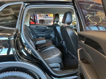 Volkswagen Tiguan *1-HAND*360°*LKHZ*ACC*LED*3-ZONEN*NAVI*