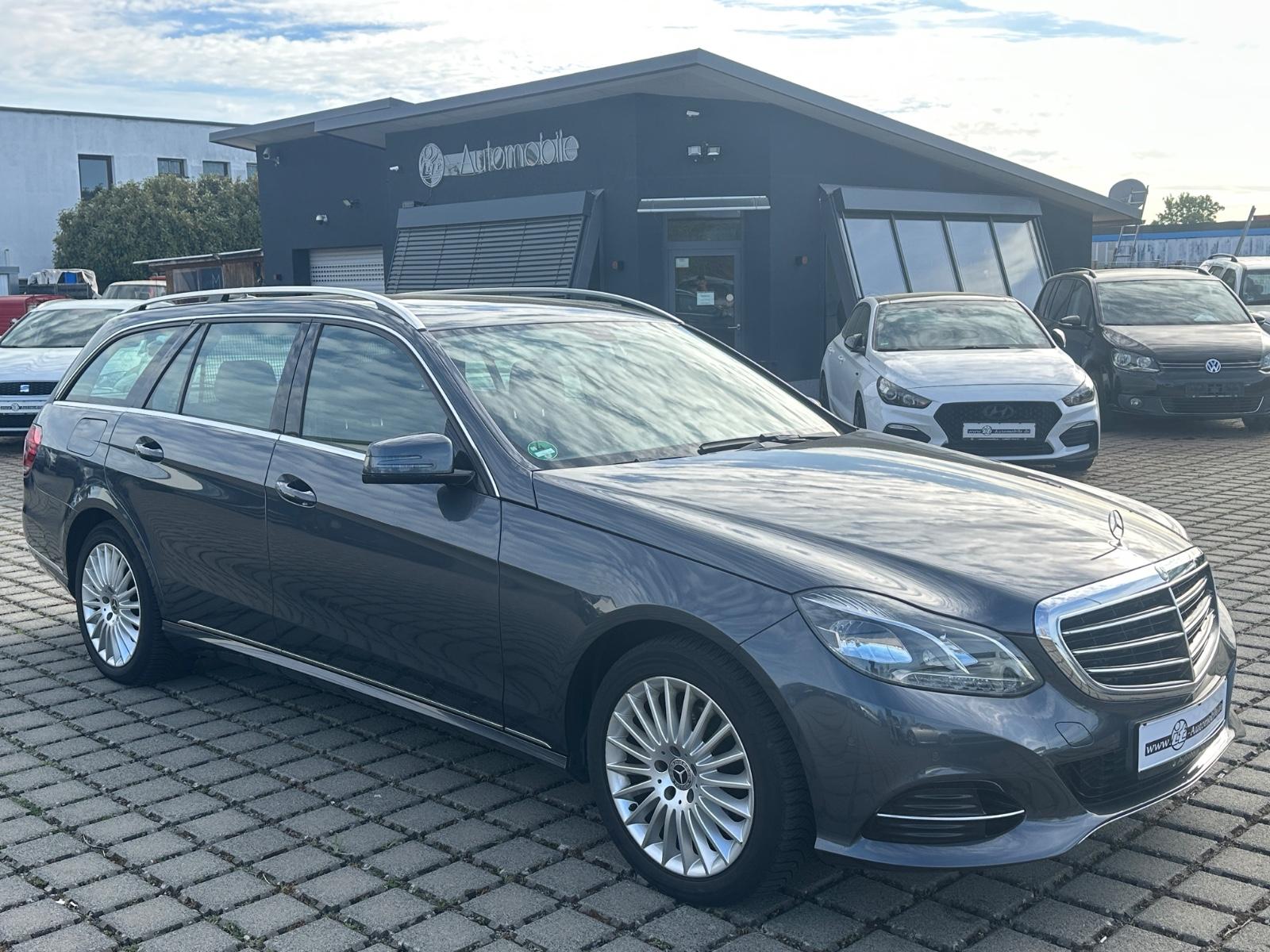 Mercedes-Benz E 220 T-Modell  BlueTec *LED*SCHIBEDACH*NAVI*EU6
