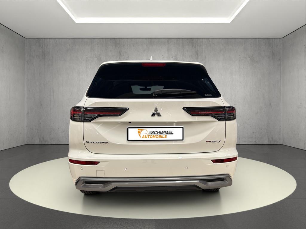 Mitsubishi Outlander Plug-in Hybrid TOP + Luxury Paket PANO
