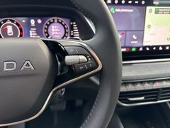 SKODA Combi 2.0 TDI Tour LED Matrix AHK 360Grad Virtul