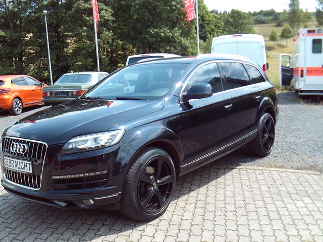 Audi Q7 3.0 TDI   Leder/AHK/21Zoll im Ku. Au./Standhz