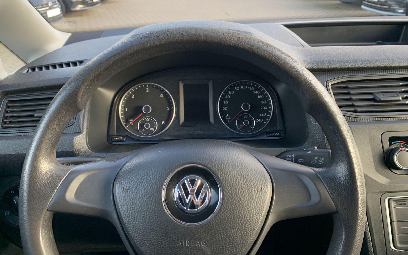 Fahrzeugabbildung Volkswagen Caddy 2.0 TDI*Kasten*BMT*Klima*ELFH*ZV*