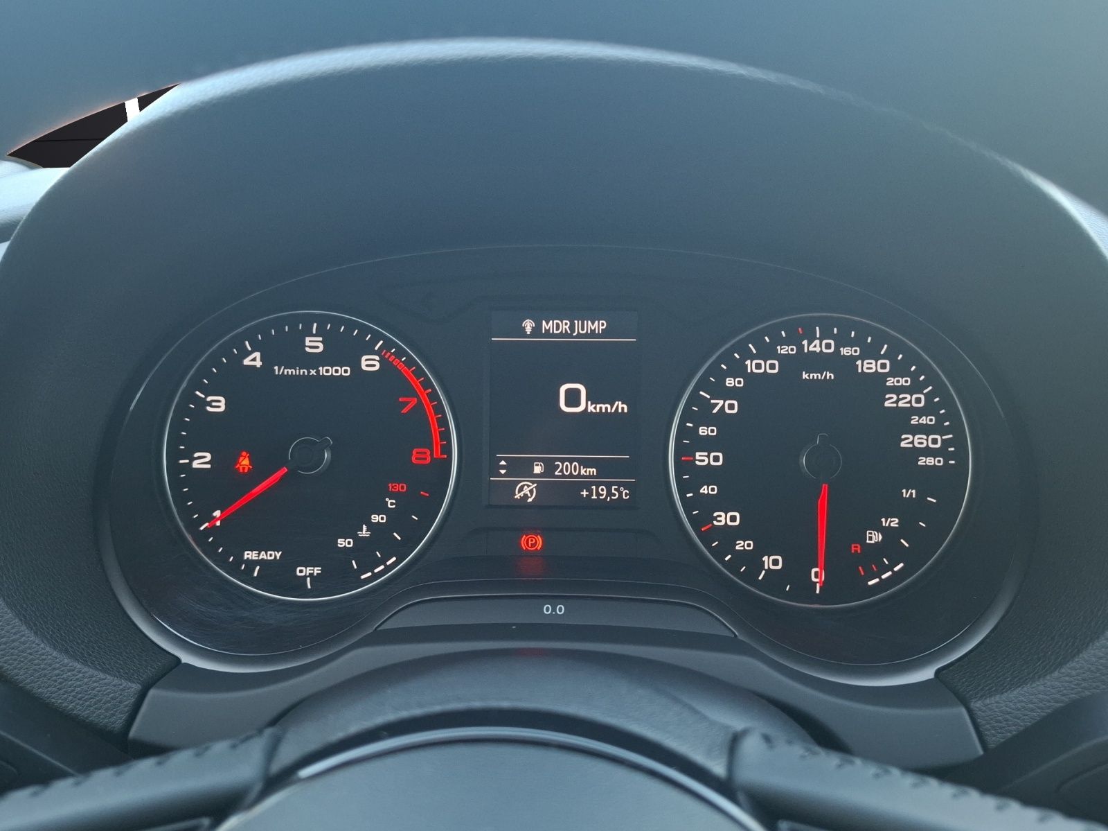 Fahrzeugabbildung Audi A3 Sportback 35 TFSI sport LED Navi GRA PDC SH 1