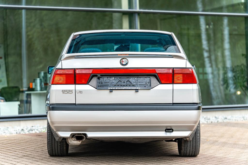 Alfa Romeo 155