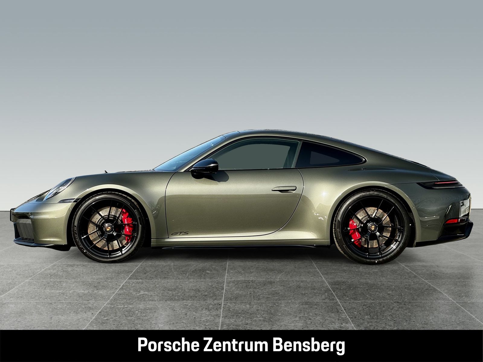 Porsche 911 Carrera 4 GTS imagem 2