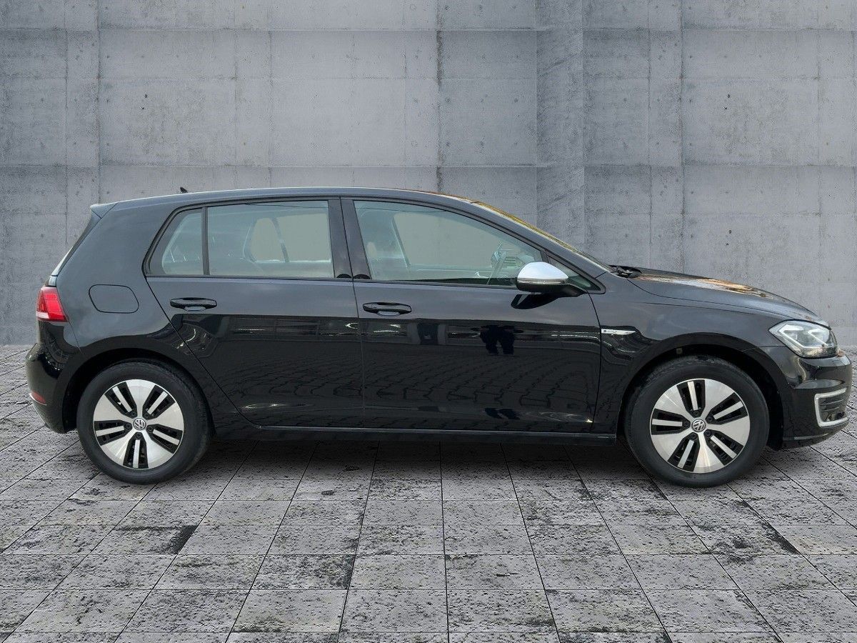Volkswagen Golf - Bild 7