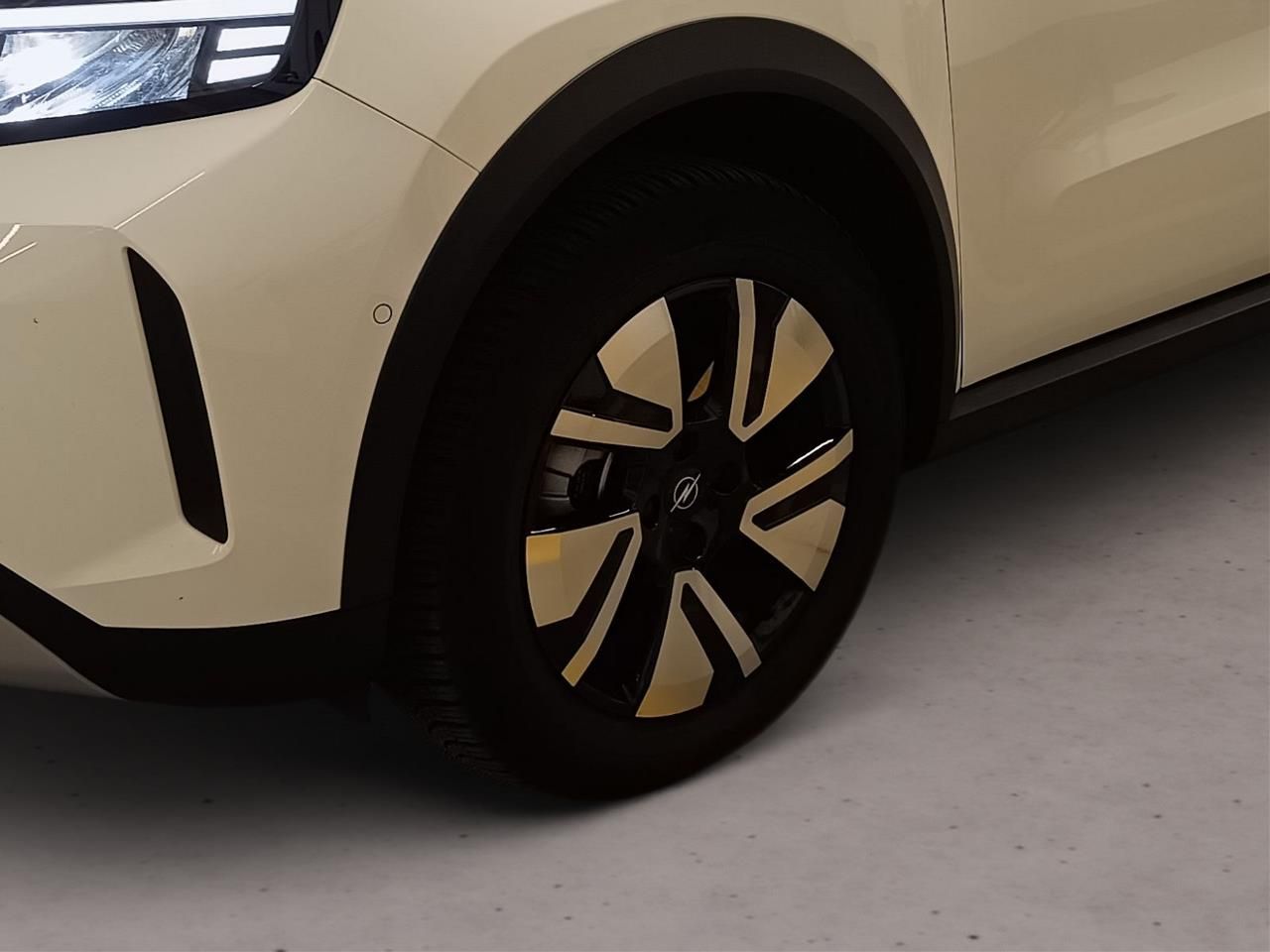 Fahrzeugabbildung Opel Frontera GS Electric Extended Range 83KW