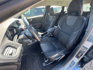 Volvo V40 - 11