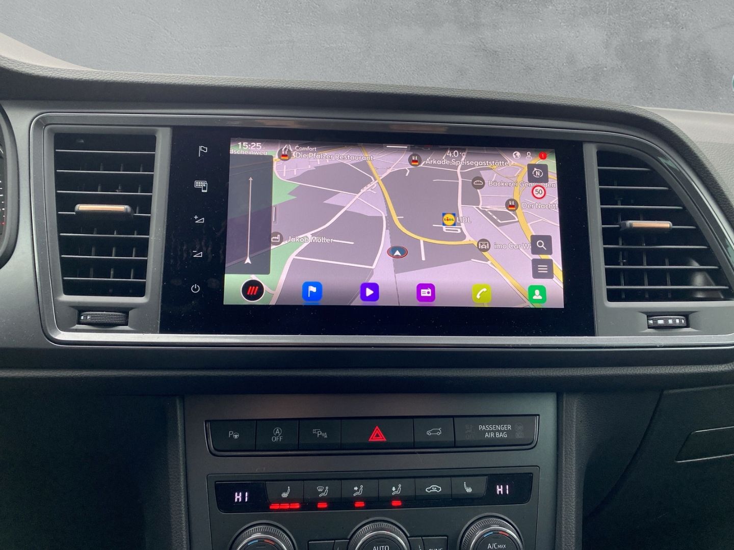 Fahrzeugabbildung CUPRA Ateca VZ 4Drive AD AHK-klappbar Navi Digitales C