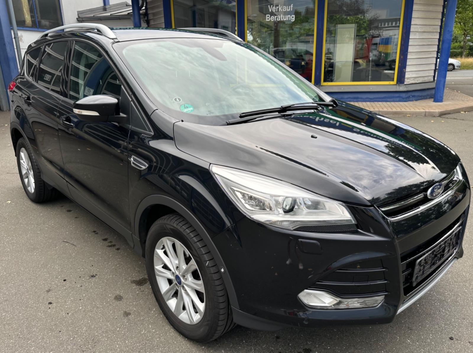 Ford Kuga 2.0 TDCi 4x4 *TITANIUM*XENON*NAVI*LEDER*