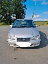Hyundai Trajet 2.0GLS TÜV 9/25 - Hyundai Trajet mit Benzin-Antrieb