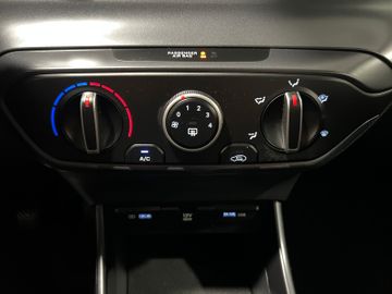 Hyundai i20 - 11