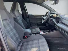 VW Golf VIII 2.0 TDI GTD Black Pan Ahk Nav Side 18' VW Golf VIII 2.0 TDI GTD Black Pan Ahk Nav Side 18'