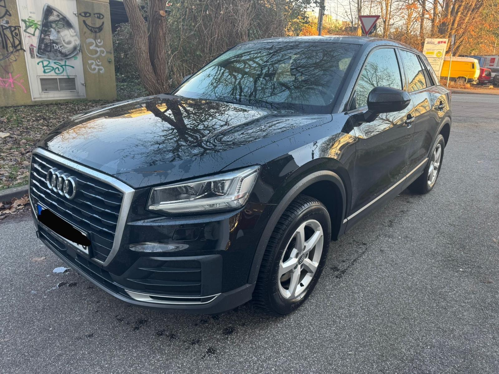 Audi Q2 basis *AUTOMATIK*ERSTE HAND*