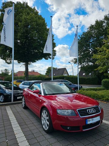 Audi A4 Cabriolet 1.8T VERDECK NEU!!!LEDER/XENON/NAVI