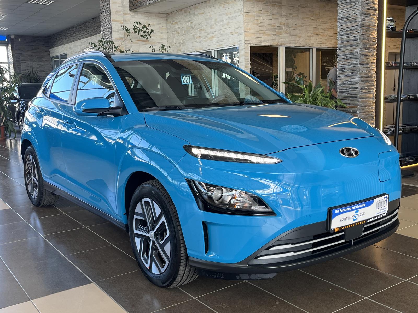 Hyundai KONA Kona Select R.Cam dig.Cockpit SHZ LED ACC PDC