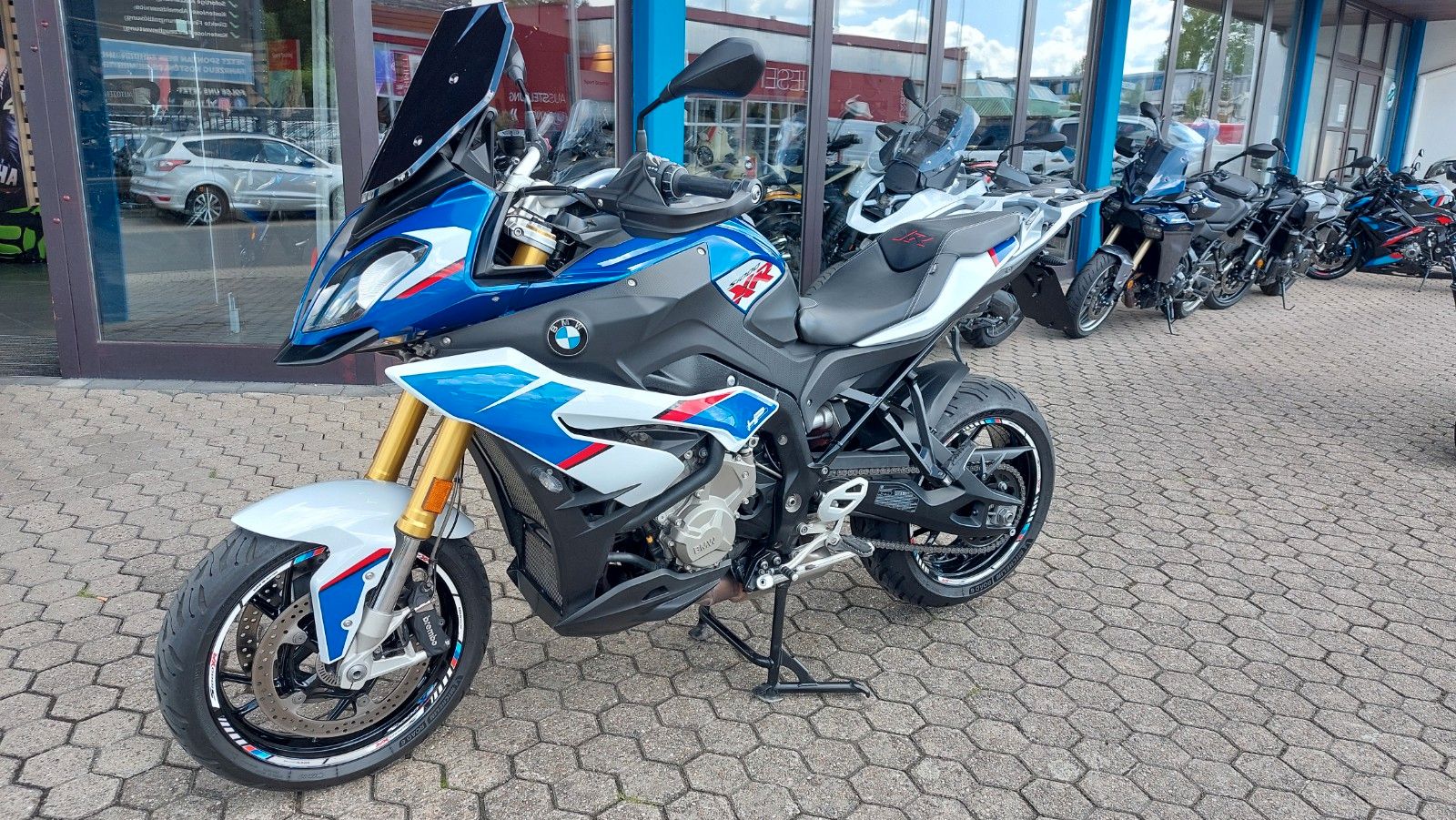 Fahrzeugabbildung BMW S 1000 XR  HP Neuzustand  Zubehör