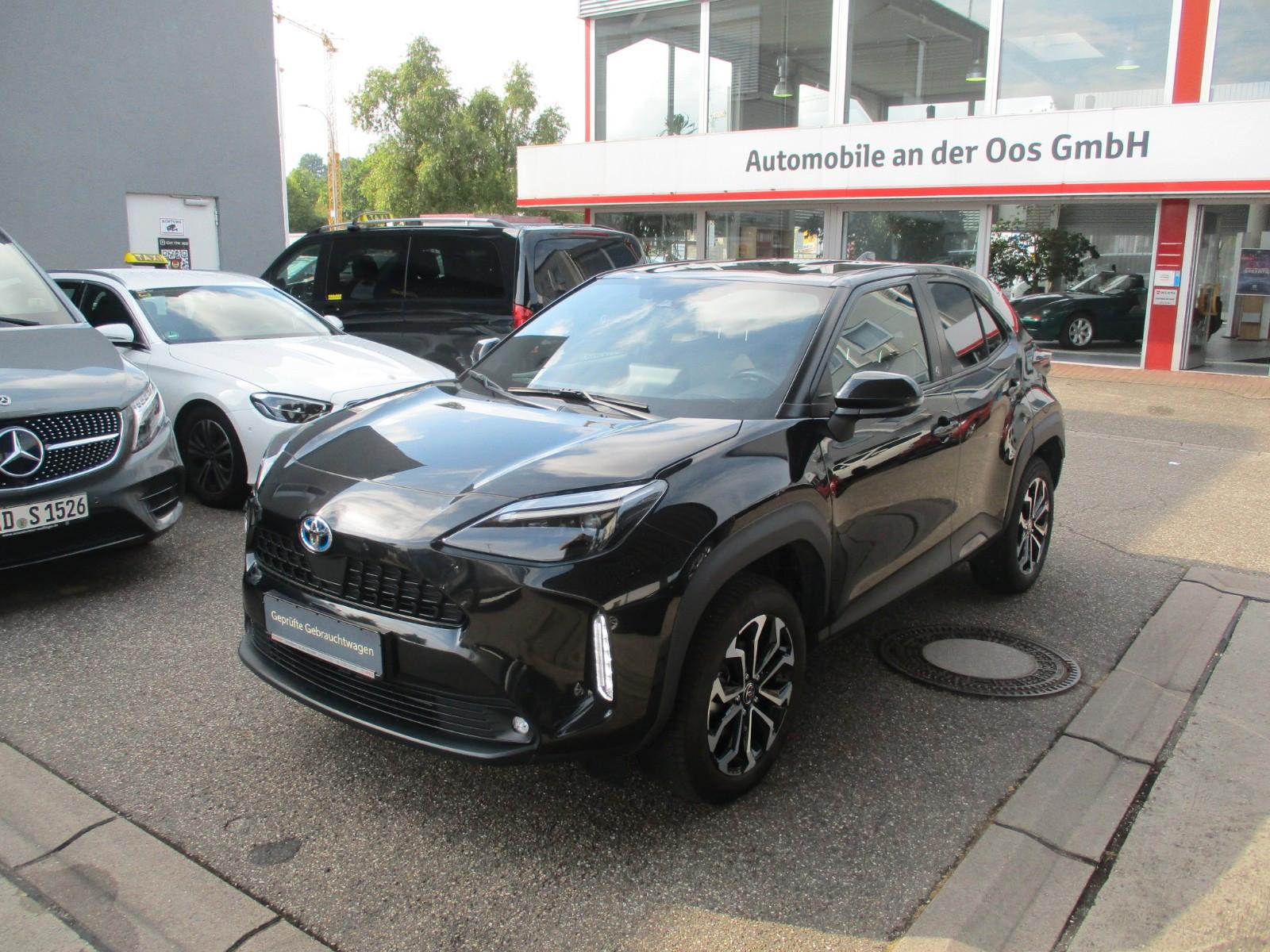 Toyota Yaris Cross Hybrid Team D, Kamera, Klima, Apple