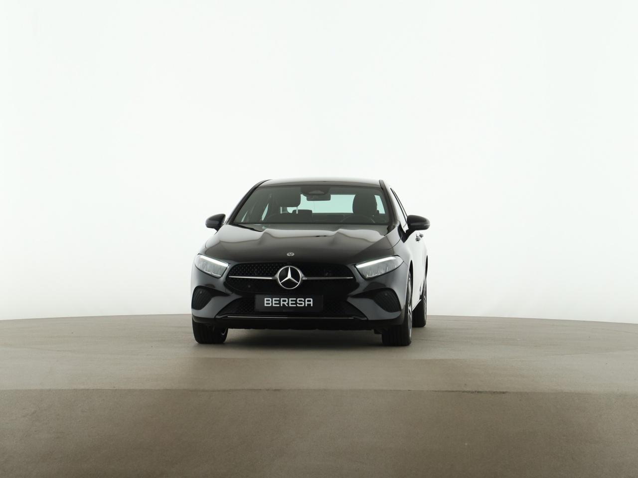 Mercedes-Benz A 250 e Limousine Progressive MBUX Kamera LED