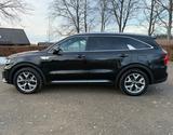 Kia 1.6 T-GDI PHEV AWD PLATINUM NAVI PANO AHK - Kia Sorento Plug-in Hybrid (PHEV) Gebrauchtwagen