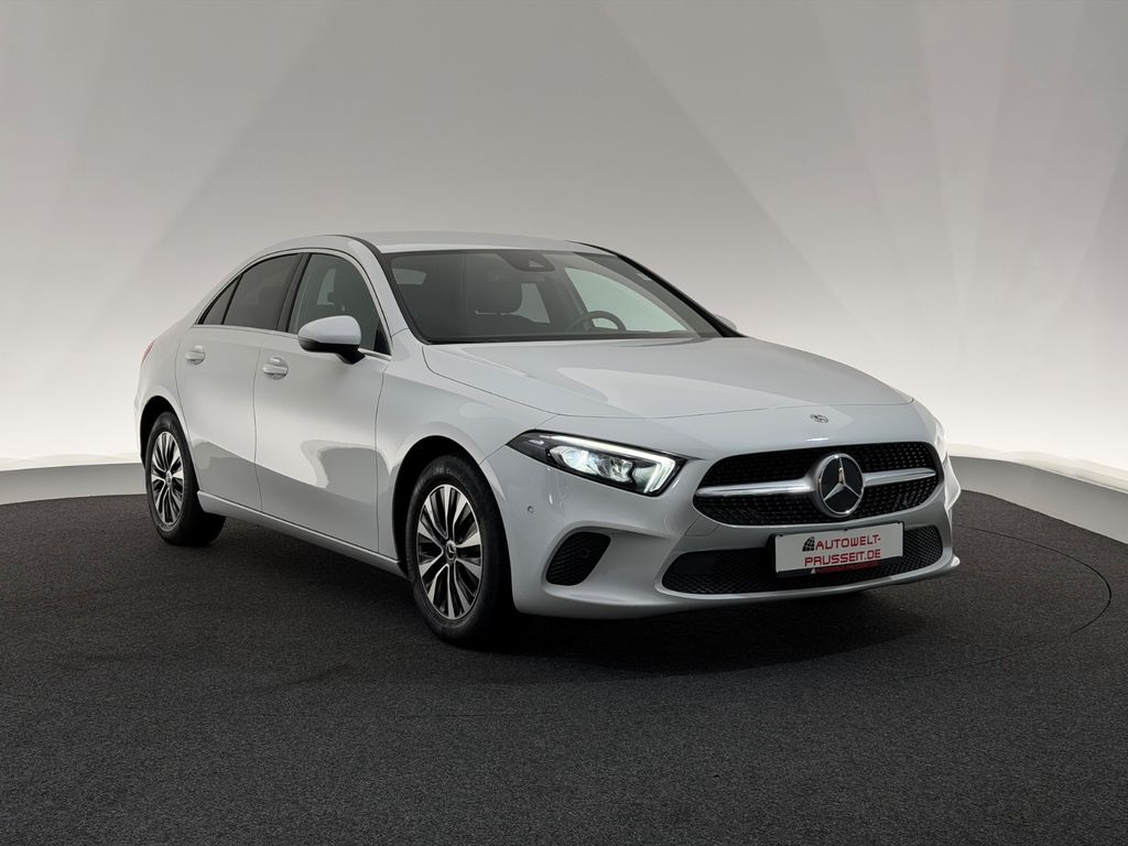Image of Mercedes-Benz A 200