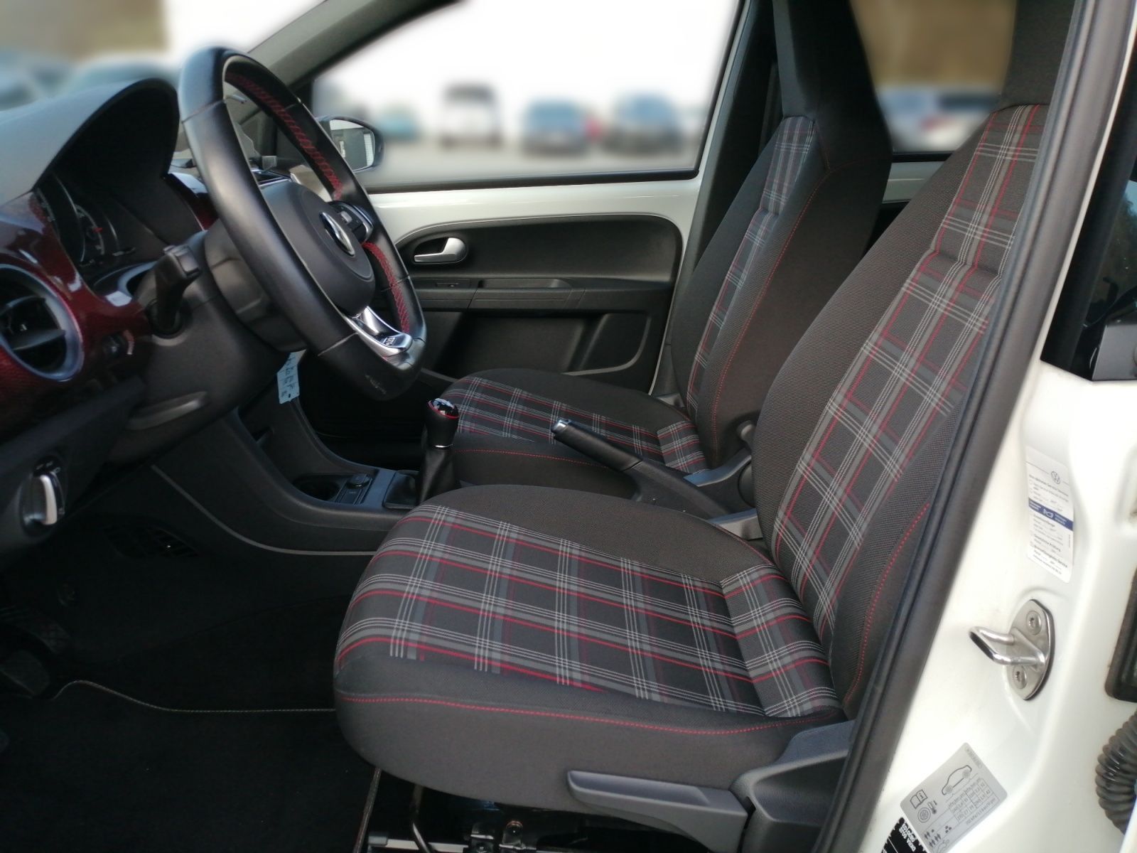 Volkswagen up! - Bild 14