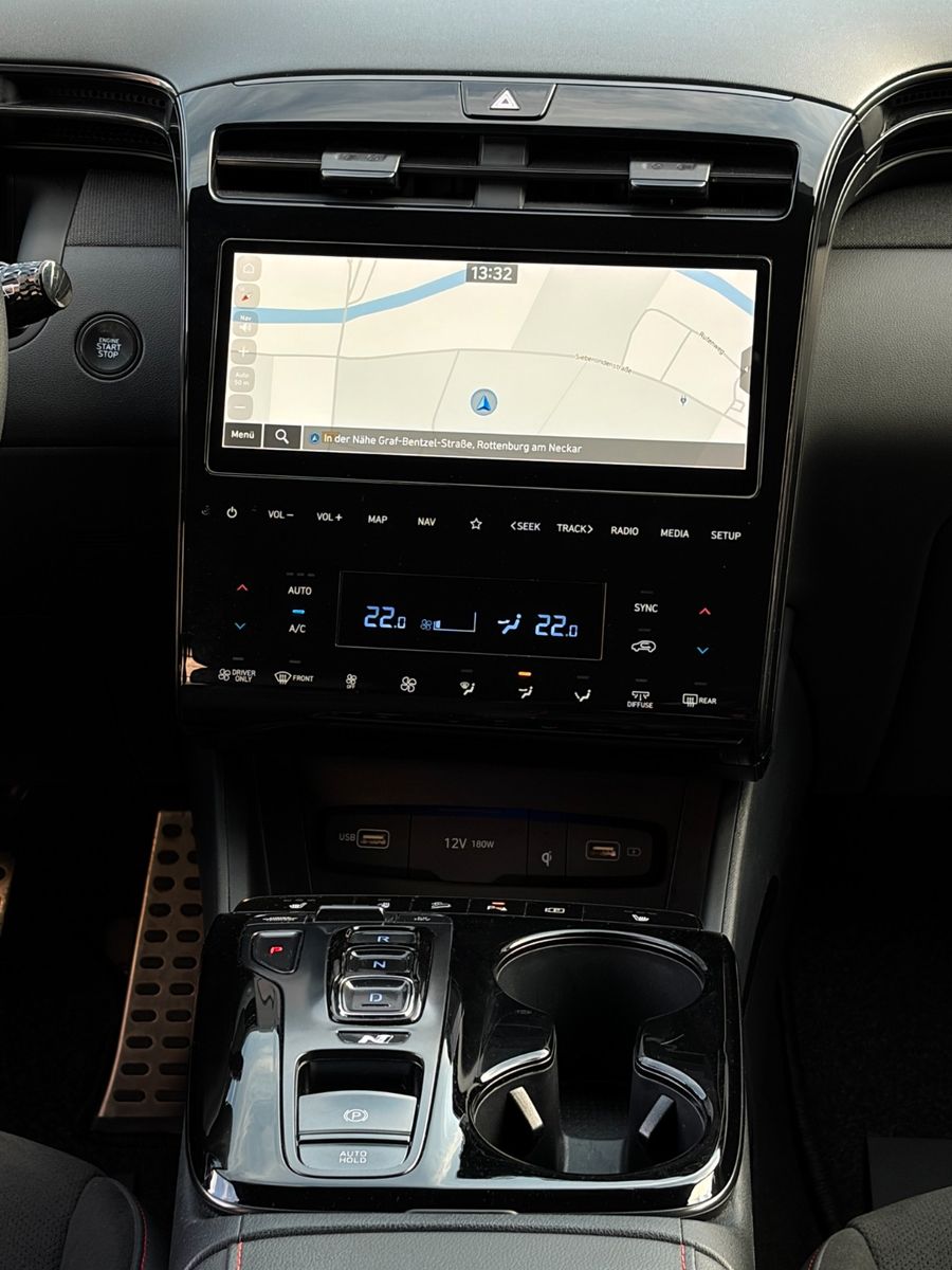 Fahrzeugabbildung Hyundai Tucson 1.6 GDI N-Line PHEV 4WD Kamera AHK ACC