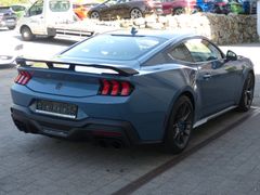 FORD Mustang Fastback 5.0 Ti-VCT V8 334 kW Dark Horse