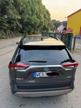 Toyota RAV4 Hybrid 2.5 Lounge | 02/2024 | 10.400 - gebrauchte Toyota RAV 4 aus dem Jahr 2024