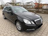 Mercedes-Benz E 200 CDI BlueEfficiency-AVANTGARDE-TÜV06/27 - Mercedes-Benz E 200 mit Diesel-Antrieb: Kombi, Schaltgetriebe