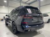 BMW X7xDr40d M-Sport-Pro/SkyLoung/Kristal/Massage/22 - BMW X7 Gebrauchtwagen