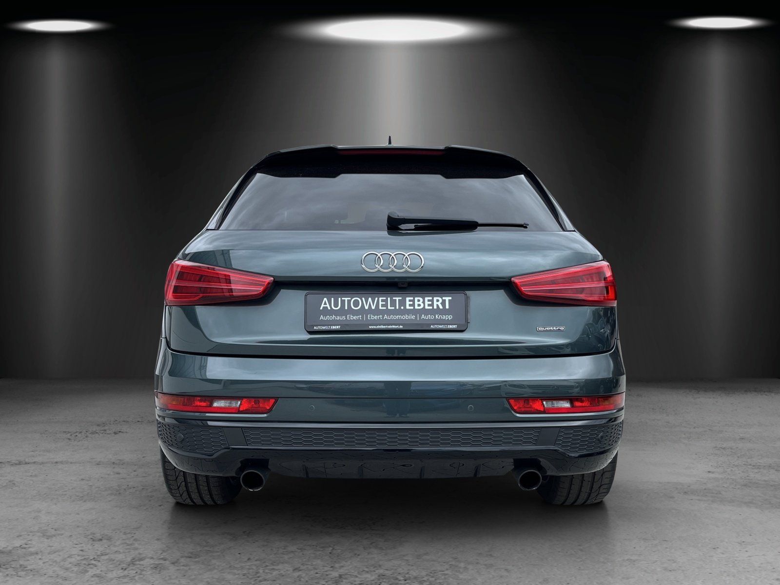Fahrzeugabbildung Audi Q3 2.0 TFSI quattro S-LINE Comp./PANO/KAMERA/LED